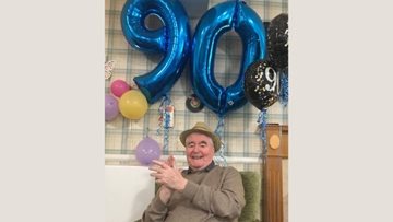 Popular Glasgow care home Resident inundated with cards as he turns 90